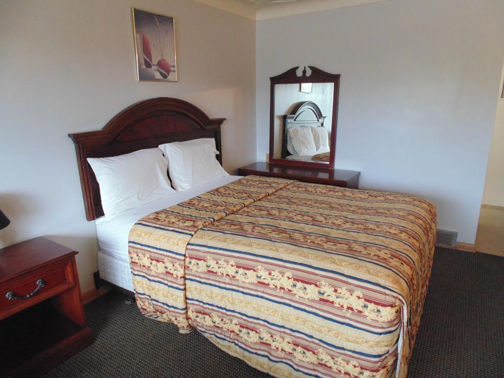 Capri Motel 科尔本港 客房 照片
